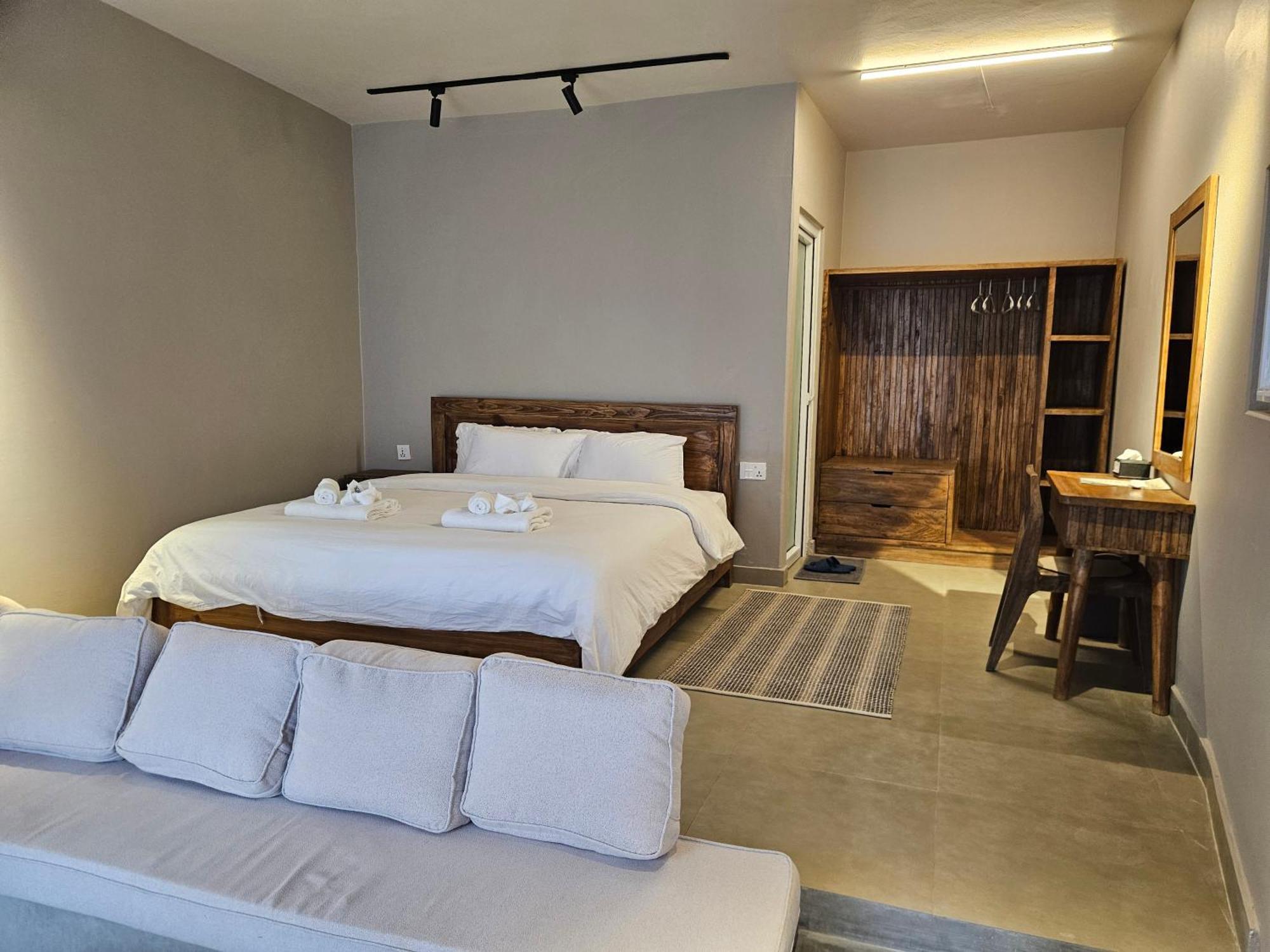 Hotel Blossom Pokhara Exterior foto