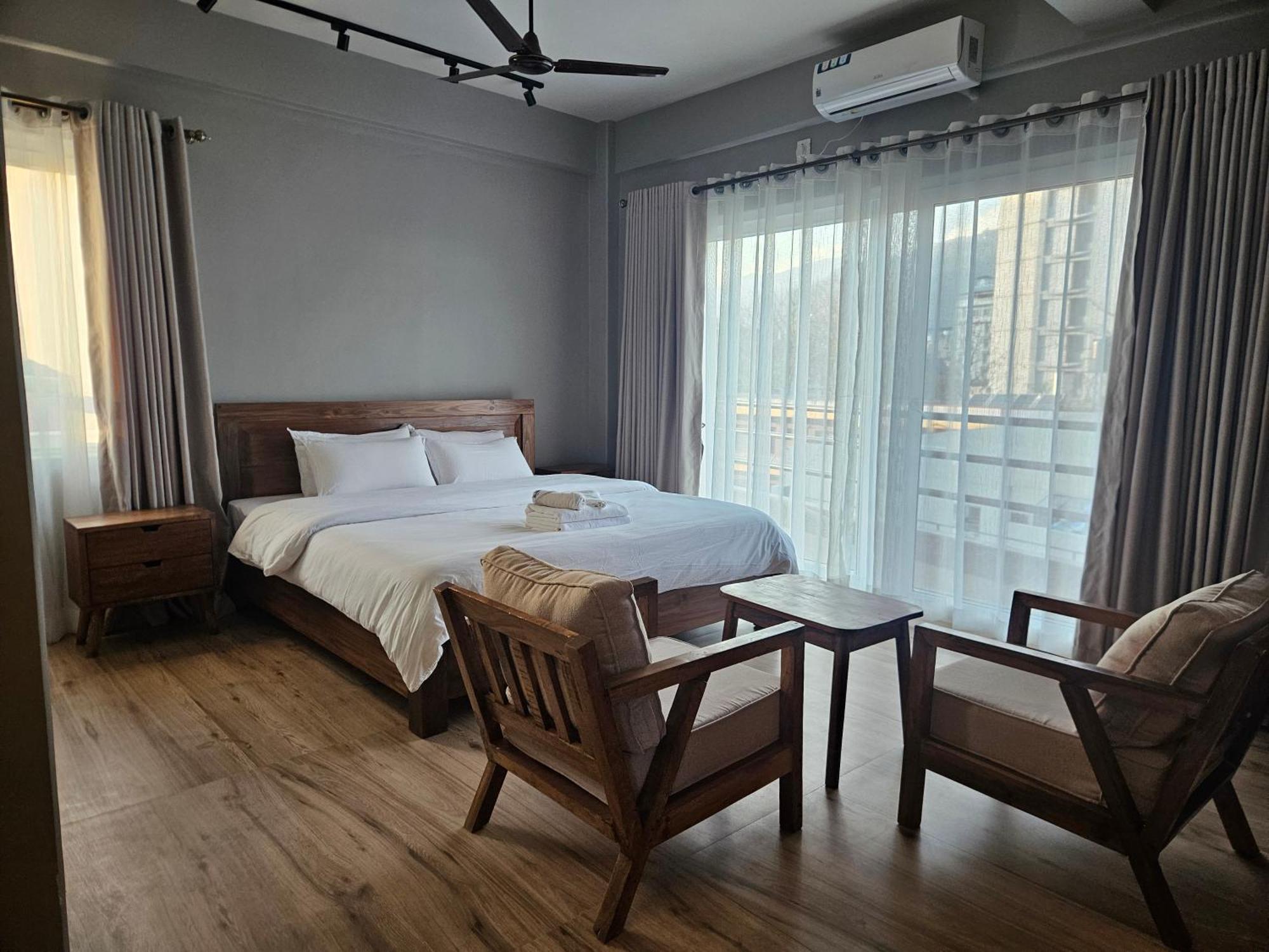 Hotel Blossom Pokhara Zimmer foto
