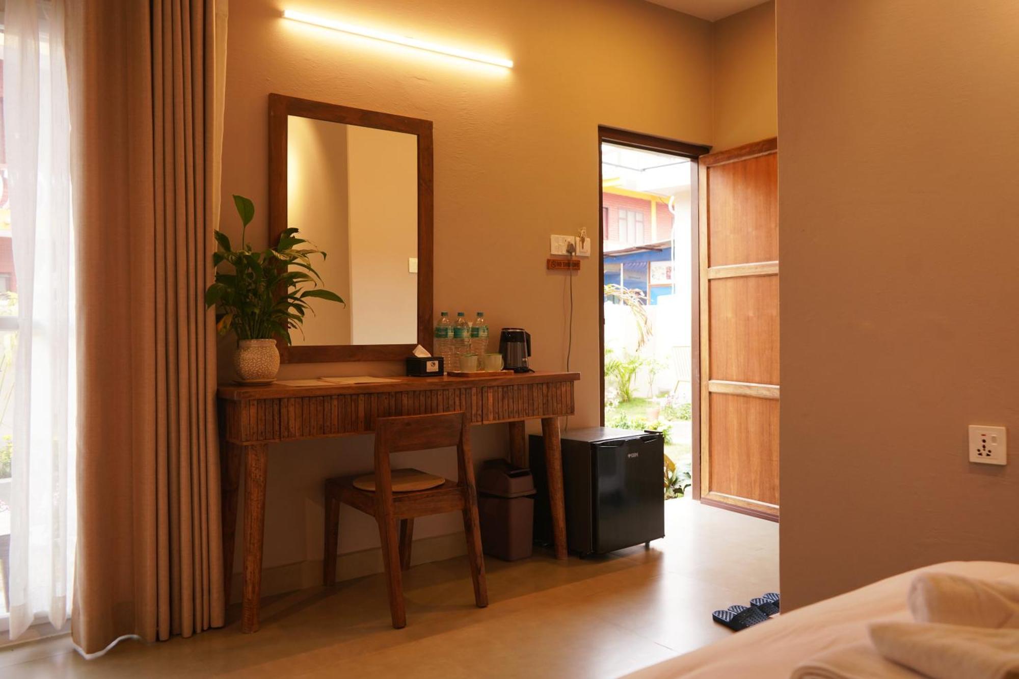 Hotel Blossom Pokhara Exterior foto