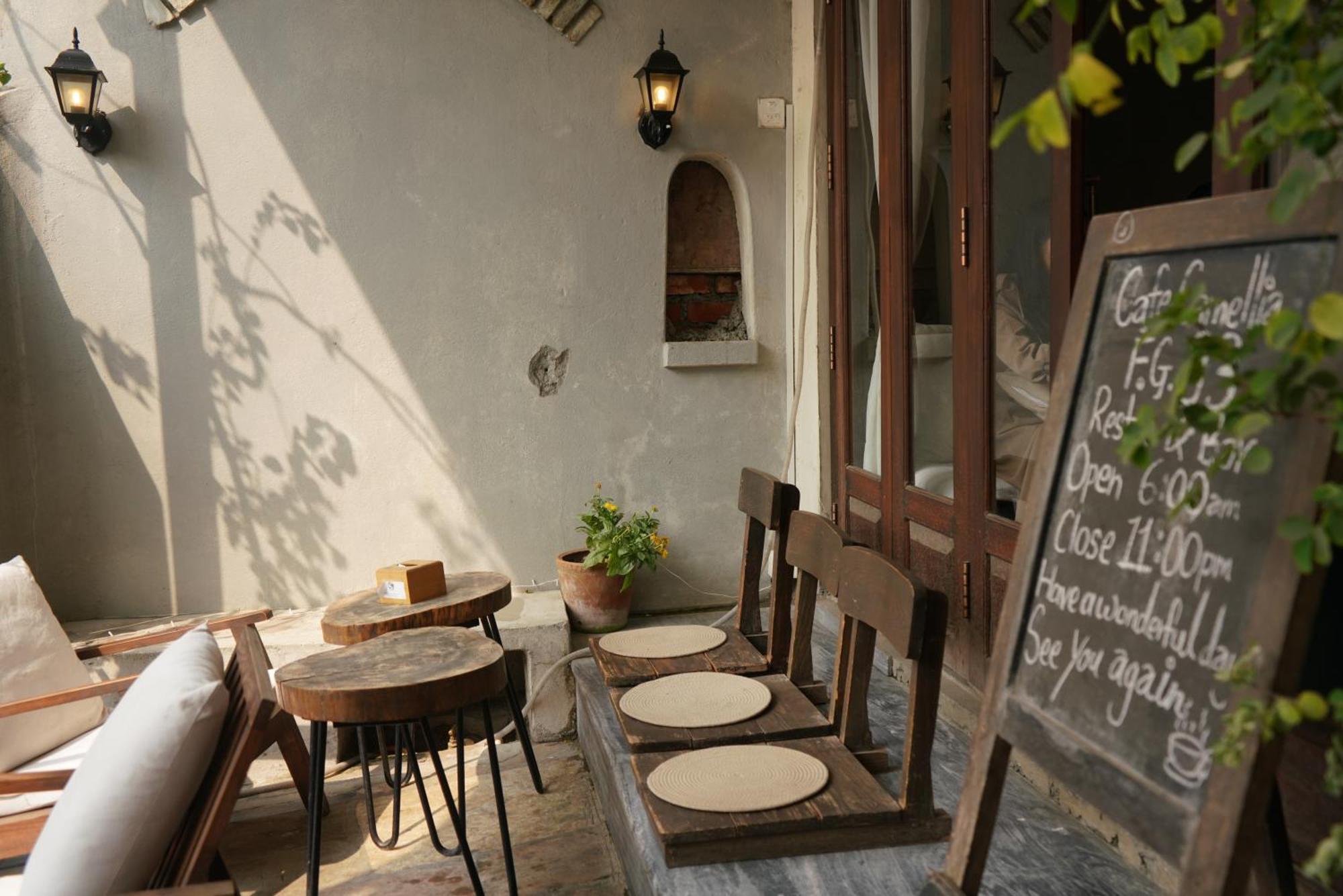 Hotel Blossom Pokhara Exterior foto